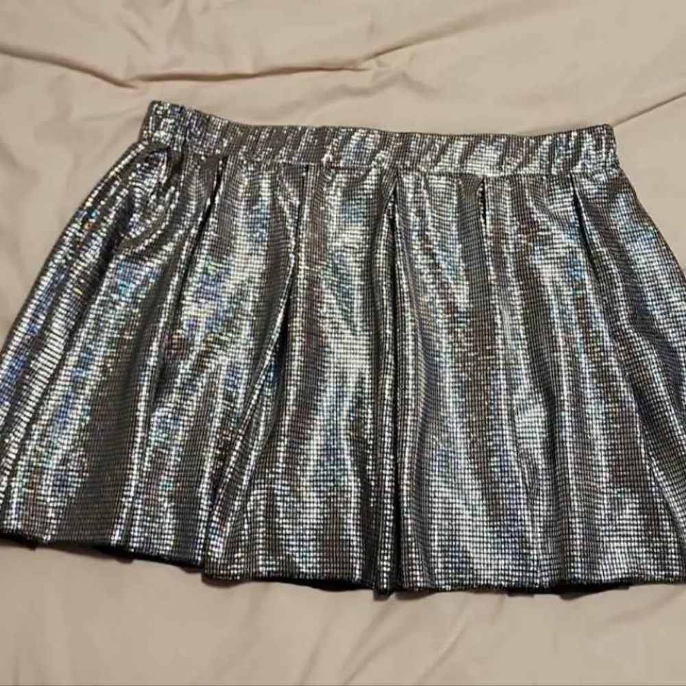 SHEIN Silver Skater Mini Skirt with Pleats